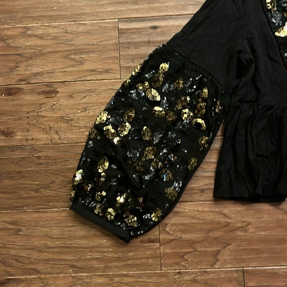 Anthropologie Neale Sequined Peplum Top Size M - Picture 8 of 10